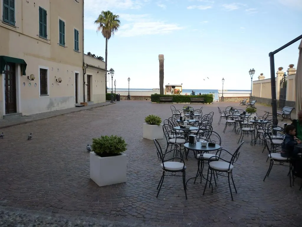 Cha Apartment Laigueglia 0*,  Italy