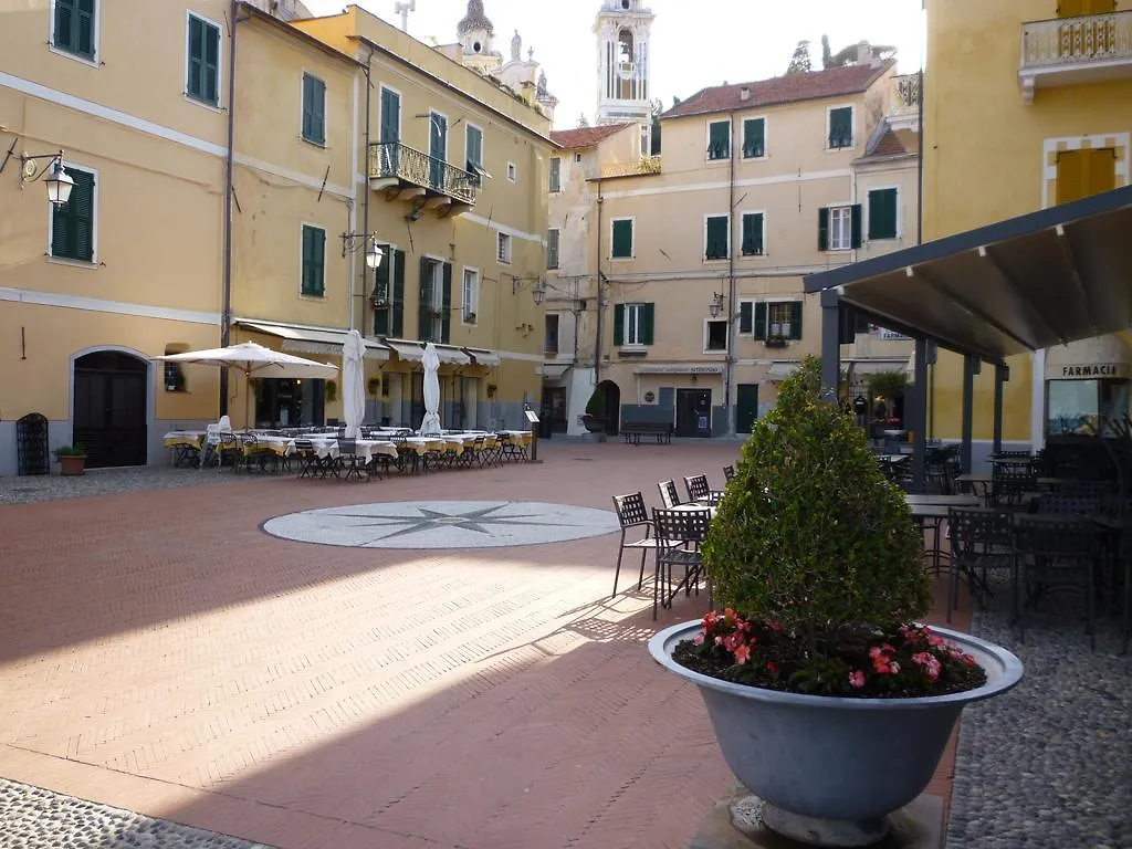 Cha Apartment Laigueglia